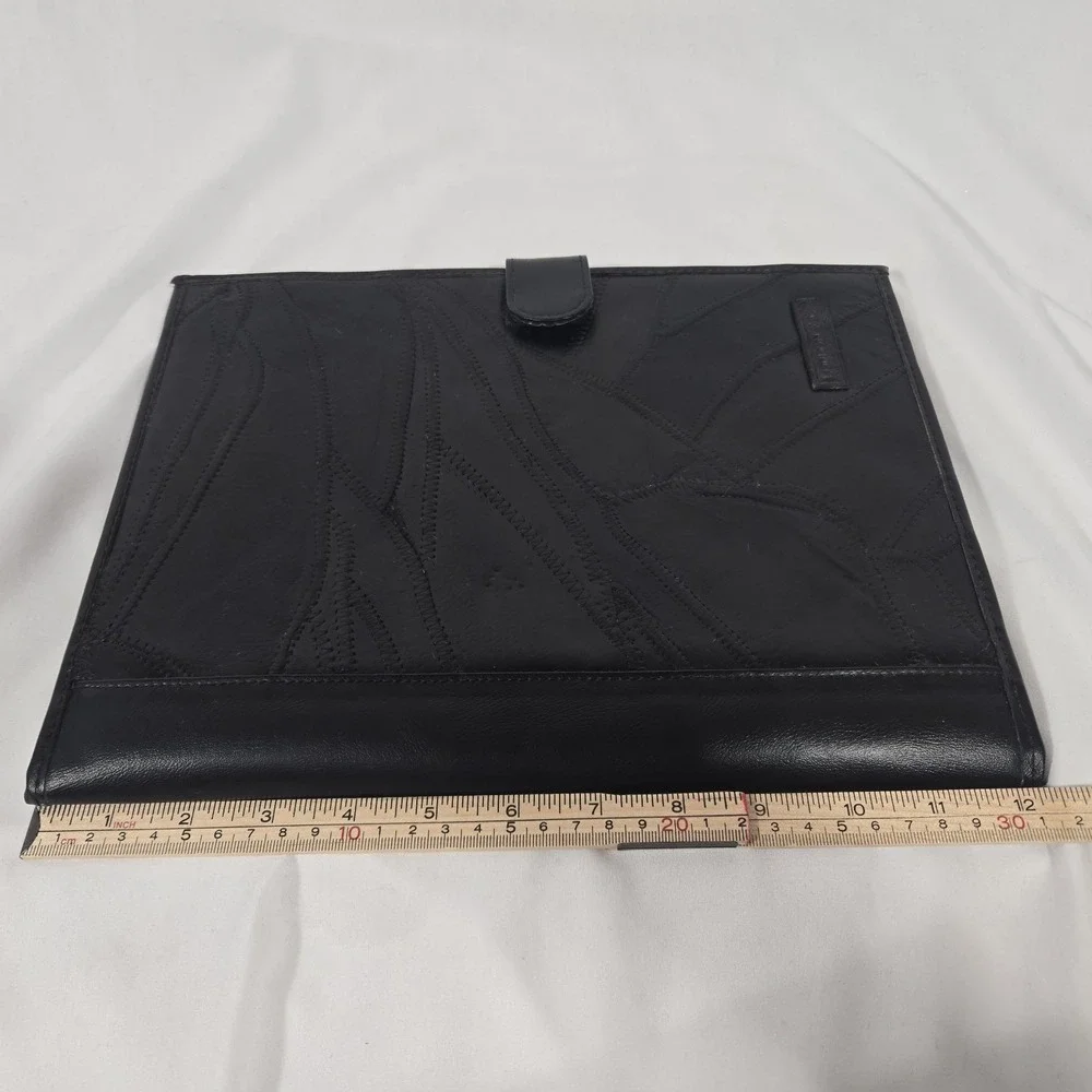 LVintage ondon Fog Black Leather Portfolio